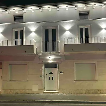 Bed and Breakfast Darsena Charming By Valentina Versilia 3*