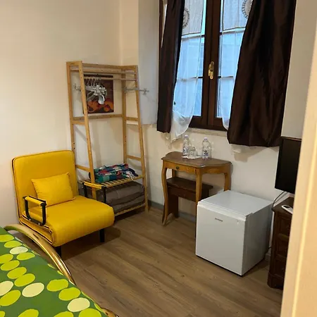 Bed and Breakfast Darsena Charming By Valentina Versilia Βιαρέτζιο