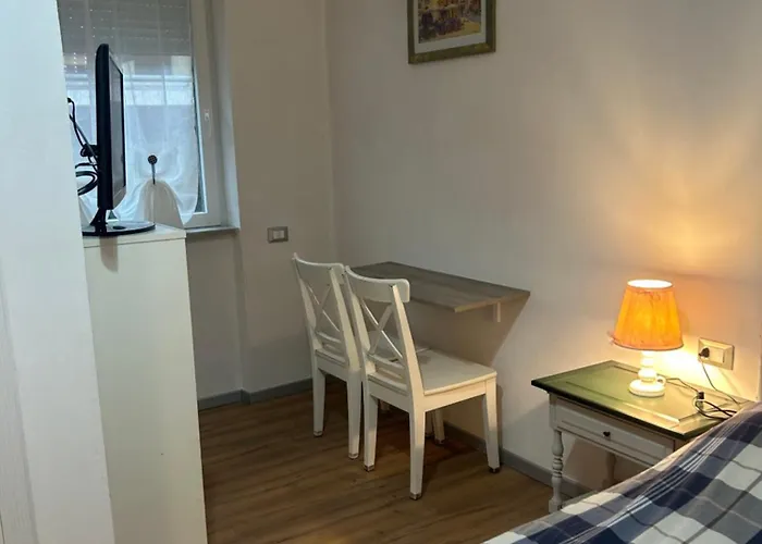 Darsena Charming By Valentina Versilia Viareggio