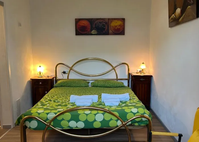 Darsena Charming By Valentina Versilia Nocleg ze śniadaniem