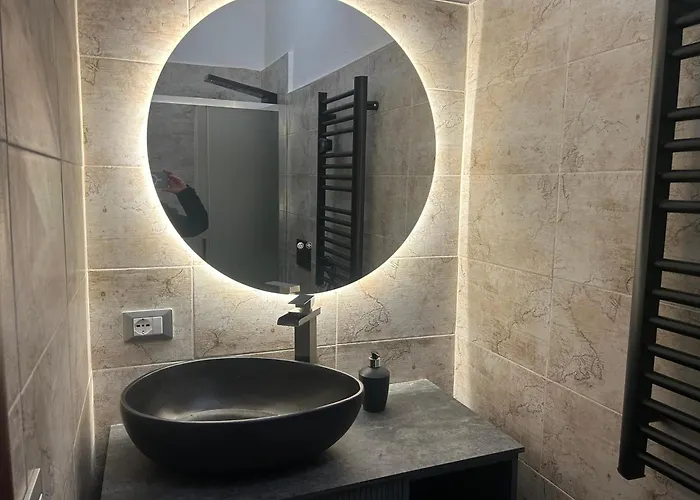 Darsena Charming By Valentina Versilia 비아레지오